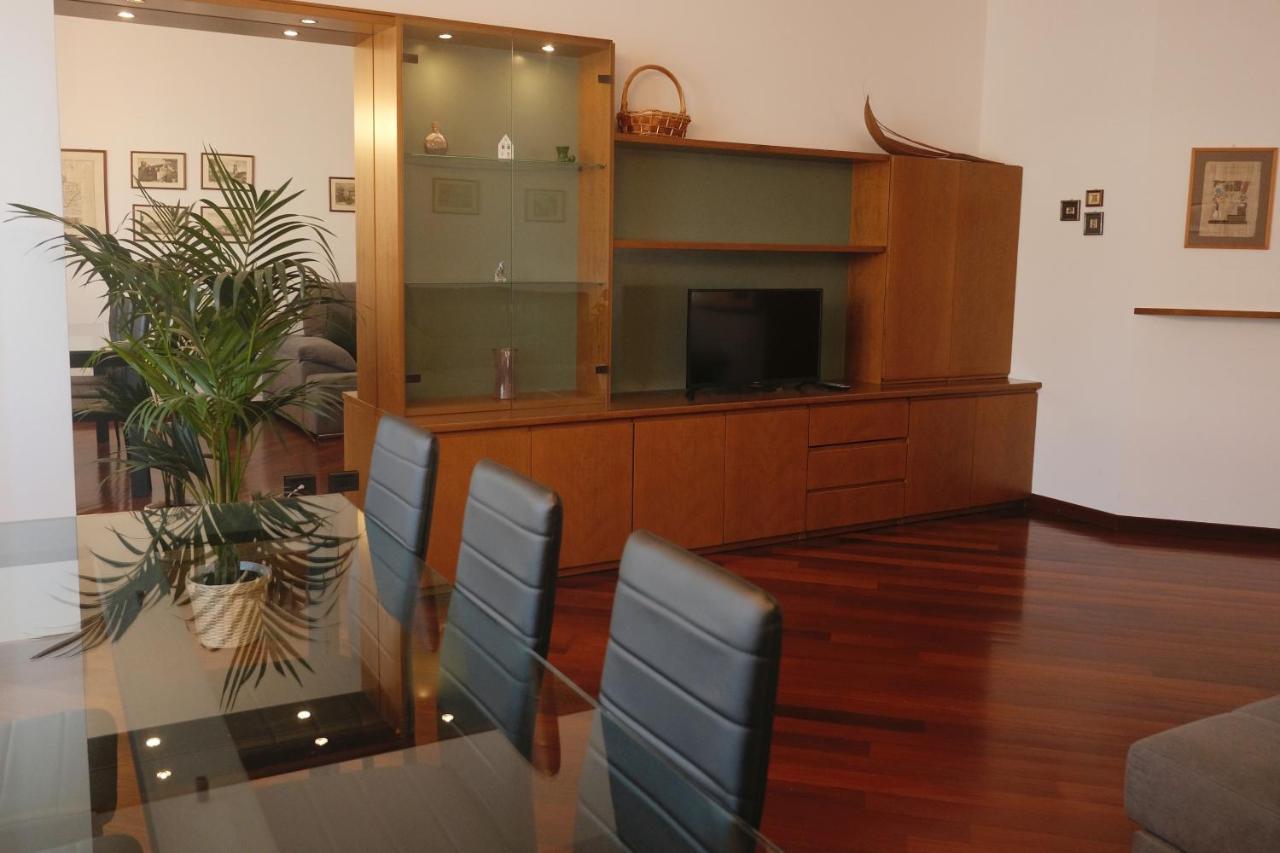 Best Way Rent - Apartments Near Tre Torri District Milaan Buitenkant foto